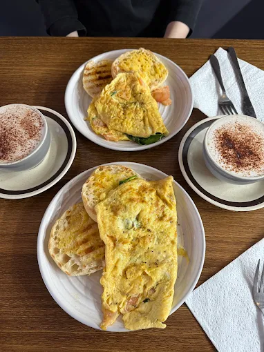 Cafe Ambiance Outdoor